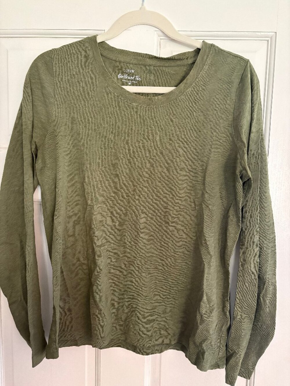 Long-sleeve T-shirt